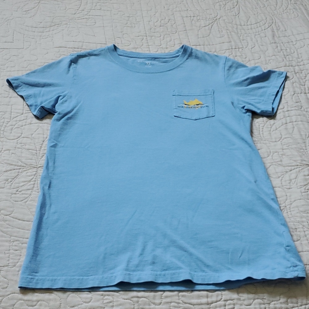 💜5/$10💜Southern Tide shirt